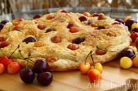 foccacia czereśnie pizza słodka ciasto drożdżowe